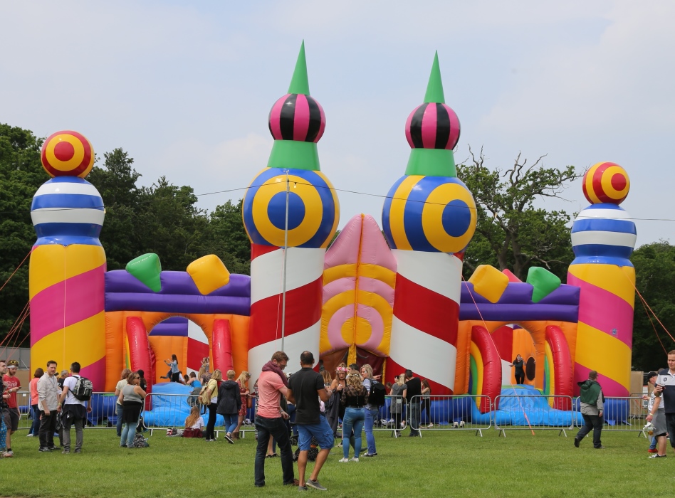 bouncy castle 2